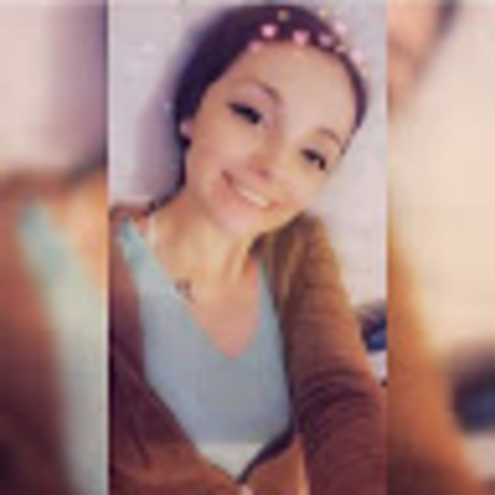 Meet your Posher, Alyssa